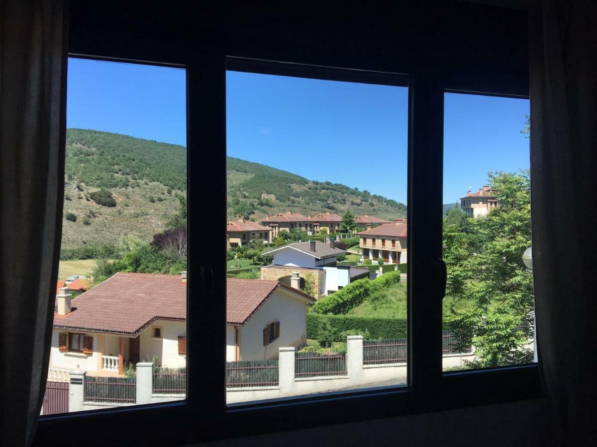 Apartamento Ezcaray Con Piscina Zorraquin Exterior photo