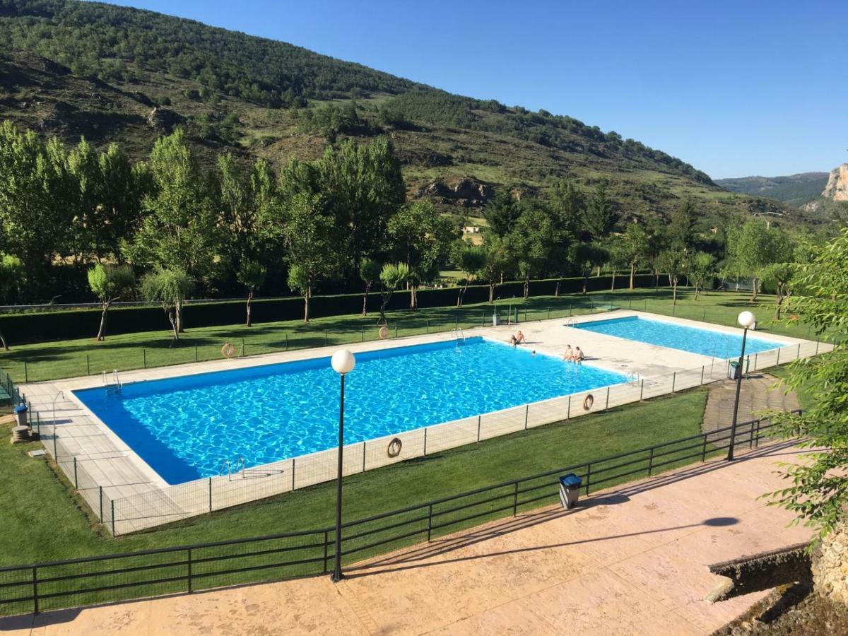 Apartamento Ezcaray Con Piscina Zorraquin Exterior photo